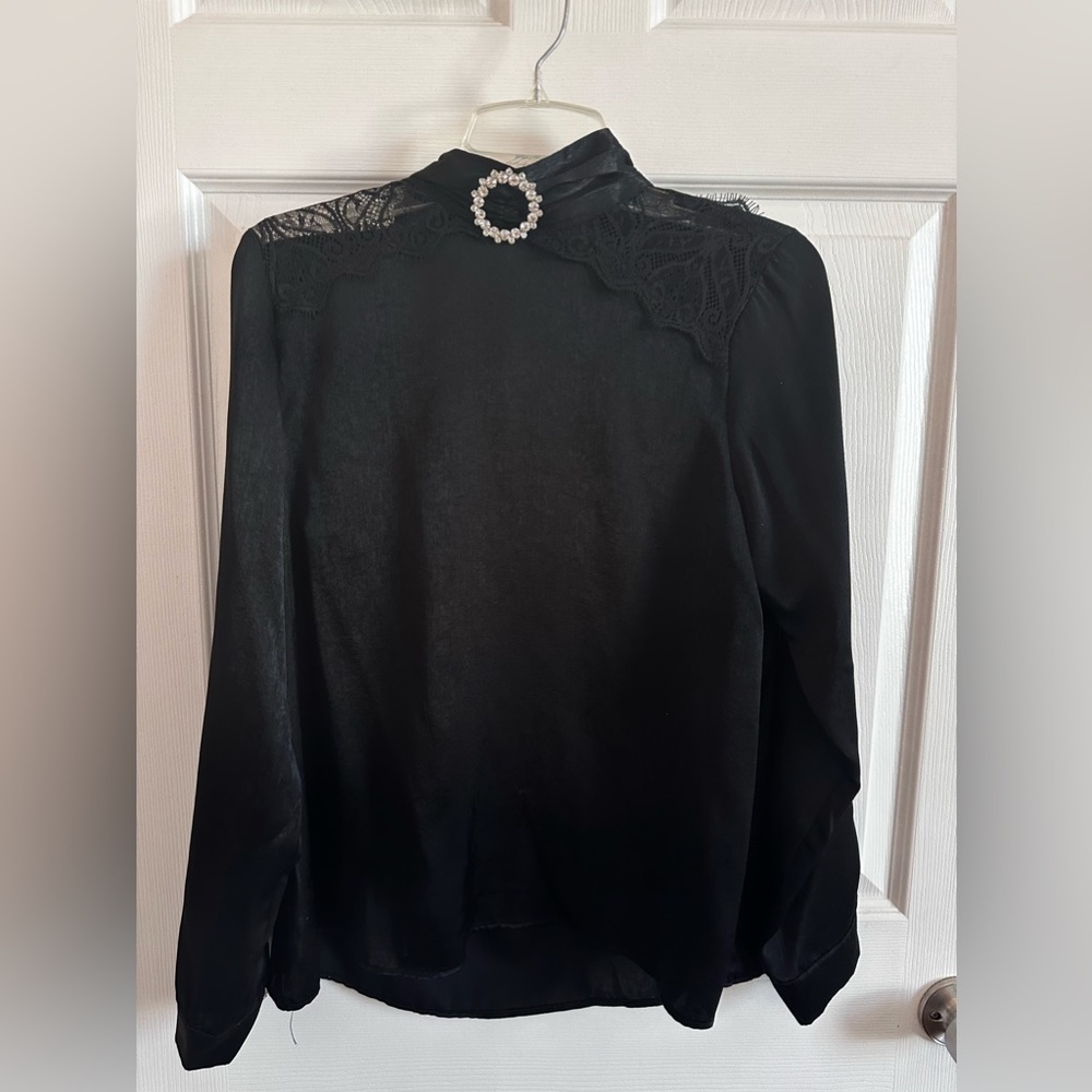 Zara long sleeve blouse  black with lace and detail on the neck